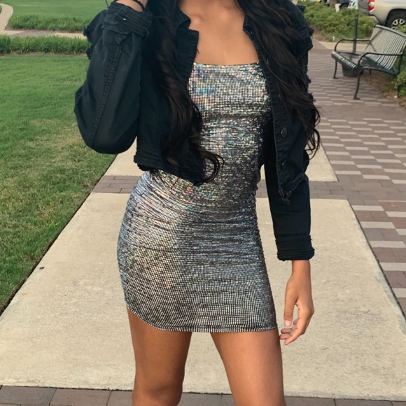 FASHION NOVA DRESS - Picture 2 of 2